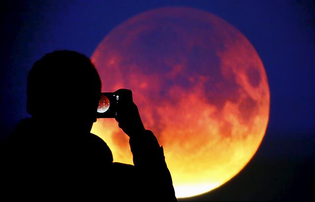 Süper Kanlı Mavi Ay Tutulmasını Nasıl Fotoğraflarız?
