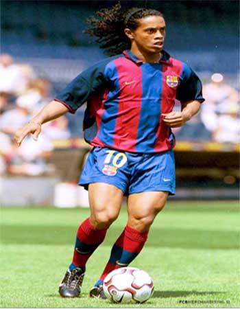 Rijkaard’dan Ronaldinho resti